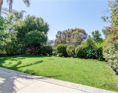 24742 Via Del Oro - Photo Thumbnail 4