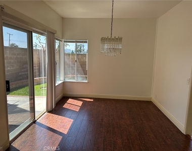 2214 W Toledo Place - Photo Thumbnail 7