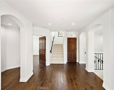 1699 Calle De Los Alamos - Photo Thumbnail 6