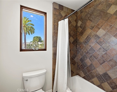 1699 Calle De Los Alamos - Photo Thumbnail 10