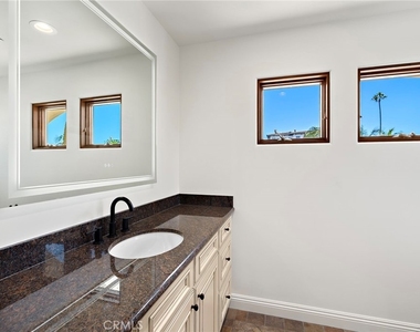 1699 Calle De Los Alamos - Photo Thumbnail 9