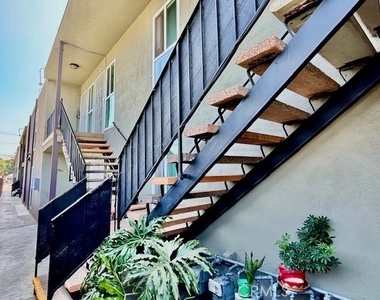 815 N Rose - Photo Thumbnail 7