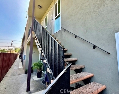 815 N Rose - Photo Thumbnail 6