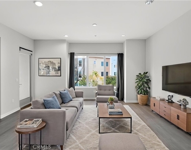 21 Gramercy - Photo Thumbnail 8