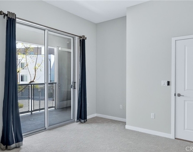 21 Gramercy - Photo Thumbnail 19