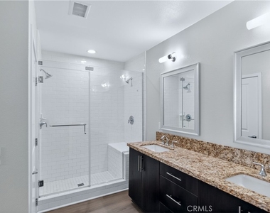 21 Gramercy - Photo Thumbnail 1