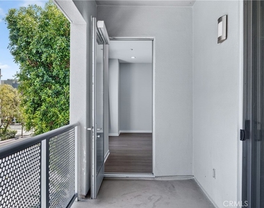21 Gramercy - Photo Thumbnail 20