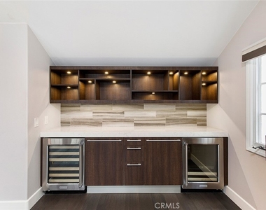 417 1/2 Orchid Avenue - Photo Thumbnail 9