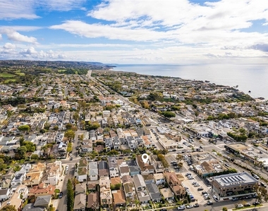 417 1/2 Orchid Avenue - Photo Thumbnail 29