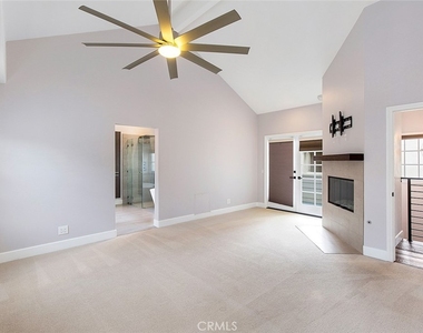 417 1/2 Orchid Avenue - Photo Thumbnail 16