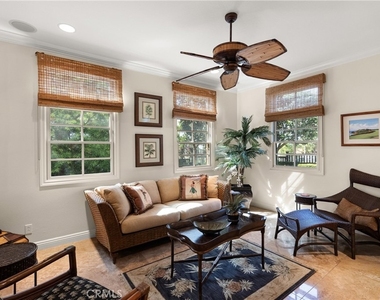 2501 Bungalow Place - Photo Thumbnail 3