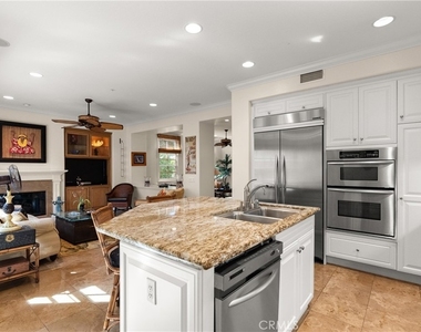 2501 Bungalow Place - Photo Thumbnail 12