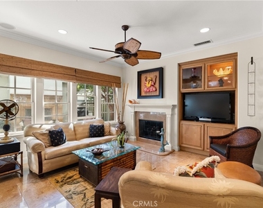 2501 Bungalow Place - Photo Thumbnail 5