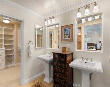 2501 Bungalow Place - Photo Thumbnail 18