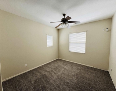 3906 Rill Court - Photo Thumbnail 18