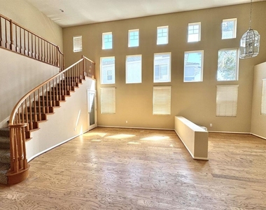3906 Rill Court - Photo Thumbnail 4