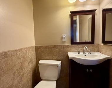4235 Ruthelma Avenue - Photo Thumbnail 10