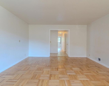 1523 Valdez Way - Photo Thumbnail 4