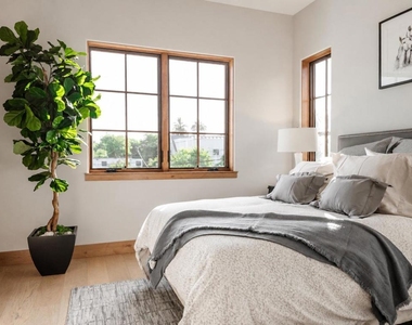 1238 Blewett Avenue - Photo Thumbnail 49