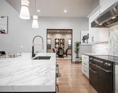 1238 Blewett Avenue - Photo Thumbnail 18