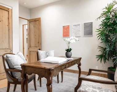 1238 Blewett Avenue - Photo Thumbnail 55