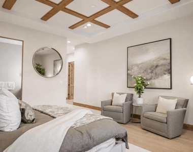 1238 Blewett Avenue - Photo Thumbnail 37