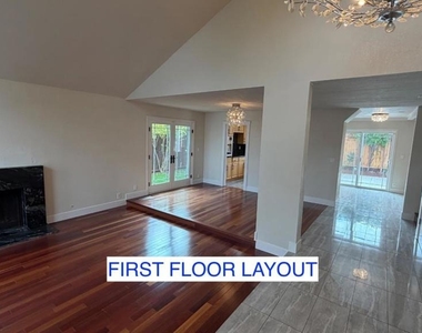 4802 Rio Vista Avenue - Photo Thumbnail 2