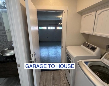 4802 Rio Vista Avenue - Photo Thumbnail 5
