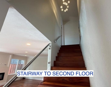 4802 Rio Vista Avenue - Photo Thumbnail 9