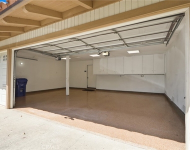 8036 Valle Vista Drive - Photo Thumbnail 32