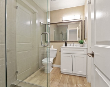 8036 Valle Vista Drive - Photo Thumbnail 21