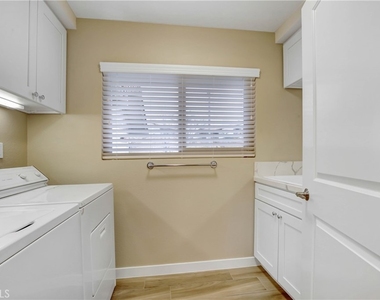 8036 Valle Vista Drive - Photo Thumbnail 8