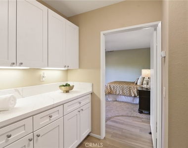 8036 Valle Vista Drive - Photo Thumbnail 25