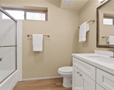 8036 Valle Vista Drive - Photo Thumbnail 23