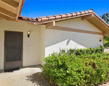 8036 Valle Vista Drive - Photo Thumbnail 33