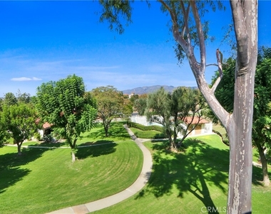 8036 Valle Vista Drive - Photo Thumbnail 10