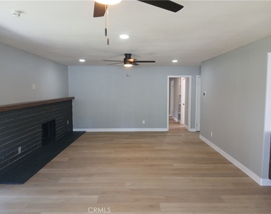 30230 Swan Point Drive - Photo Thumbnail 12