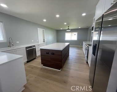 30230 Swan Point Drive - Photo Thumbnail 7