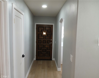 30230 Swan Point Drive - Photo Thumbnail 4