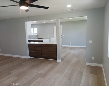 30230 Swan Point Drive - Photo Thumbnail 5