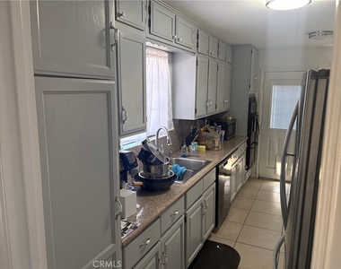 7936 Dumond - Photo Thumbnail 15