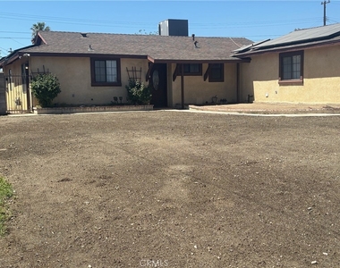 7936 Dumond - Photo Thumbnail 2