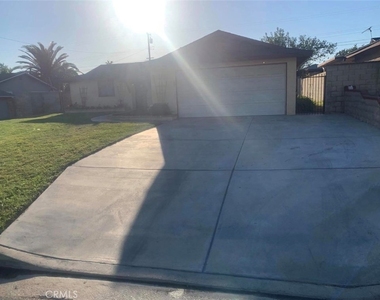 7936 Dumond - Photo Thumbnail 38