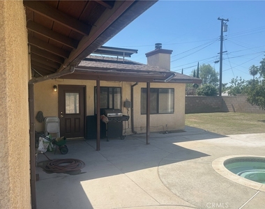 7936 Dumond - Photo Thumbnail 34