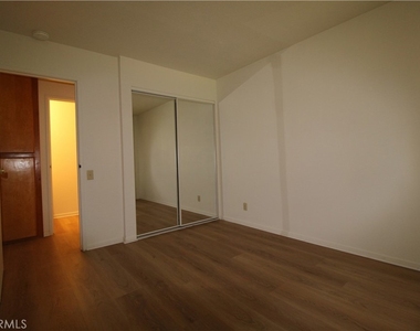 2800 E Los Felices Circle - Photo Thumbnail 9