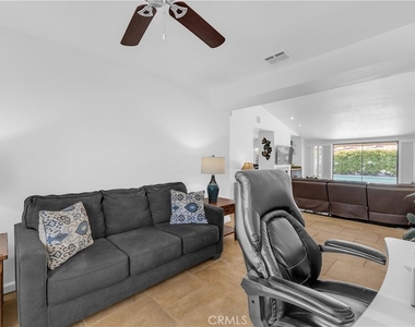 1413 Caleta Way E - Photo Thumbnail 21