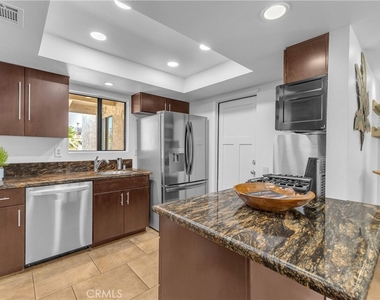 1413 Caleta Way E - Photo Thumbnail 8