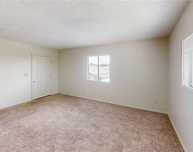 13383 3rd Street - Photo Thumbnail 2