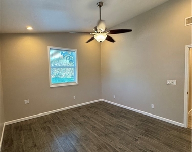 12573 Bryant - Photo Thumbnail 11