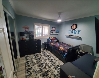 28498 Sycamore - Photo Thumbnail 11